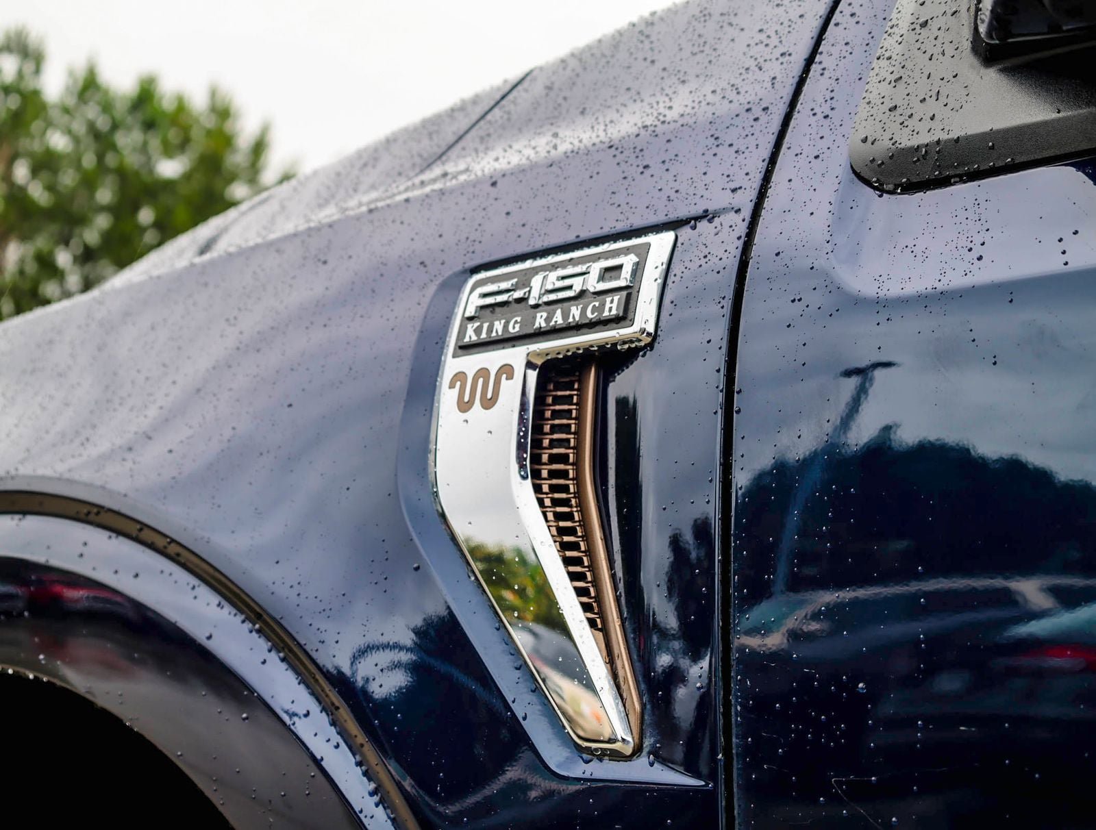 Used 2024 Ford F150 King Ranch w/ FX4 Off-Road Package AWD/4WD image 3