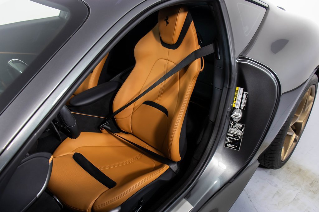 Certified 2024 Ferrari Roma image 6