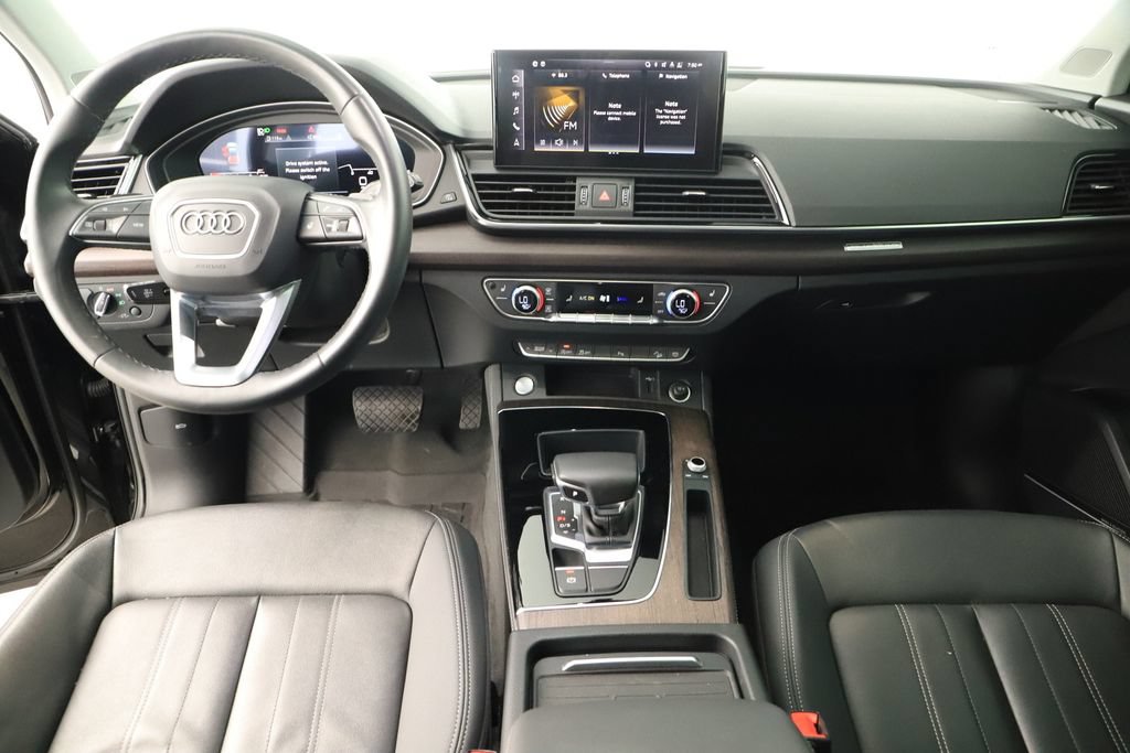 Used 2021 Audi Q5 2.0T Premium Plus w/ Premium Plus Package AWD/4WD image 18