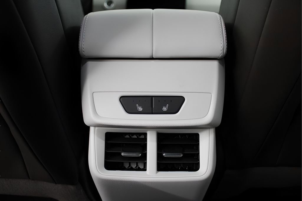 Used 2026 GMC Terrain Denali image 19