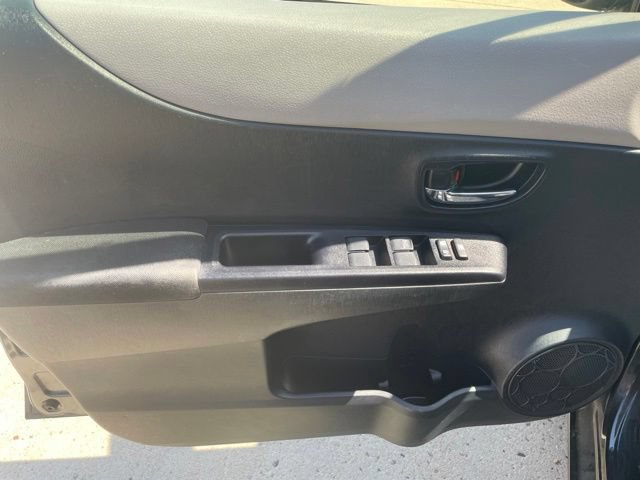 Used 2012 Toyota Yaris LE FWD image 10