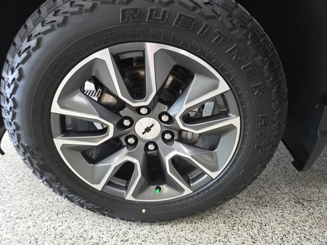 Used 2023 Chevrolet Silverado 1500 RST AWD/4WD image 25