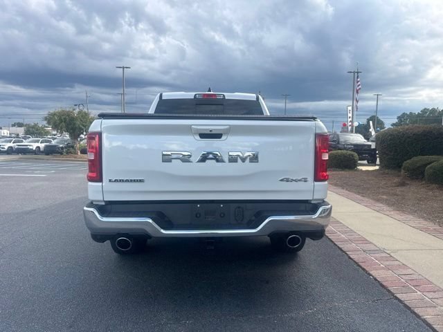 Used 2025 RAM 1500 Laramie AWD/4WD image 8