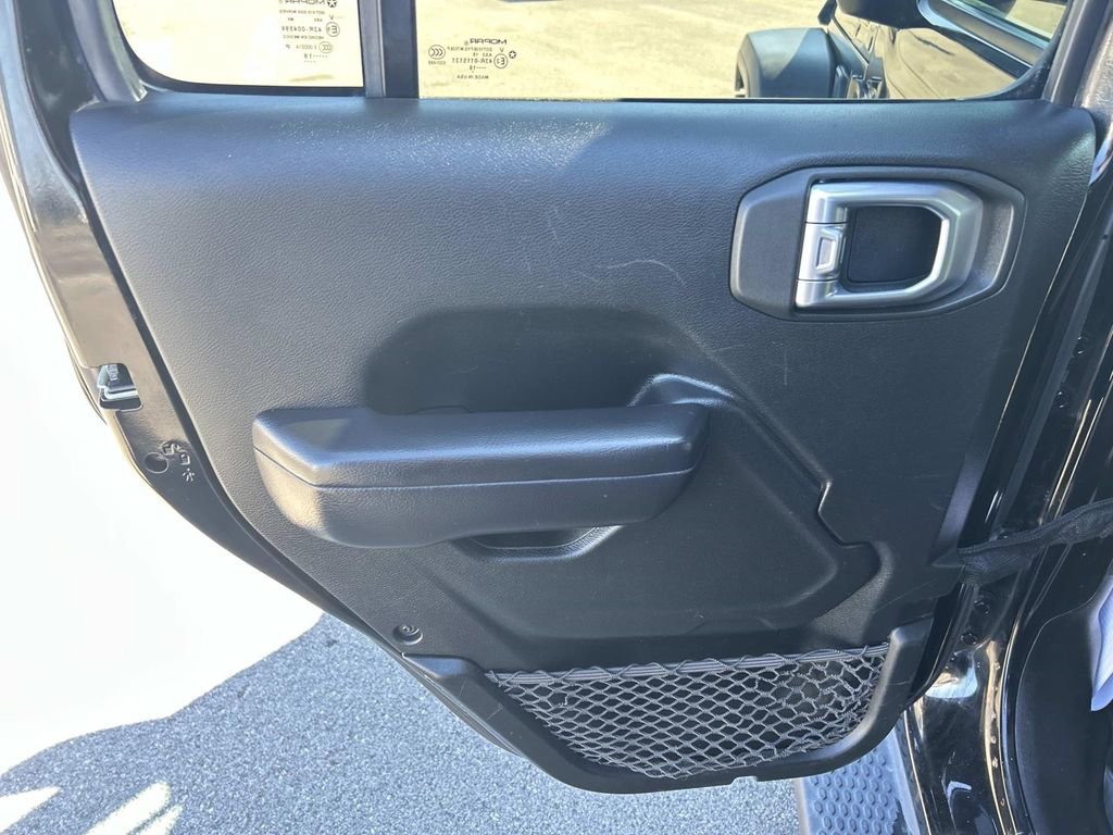 Used 2018 Jeep Wrangler Unlimited Sport S image 20