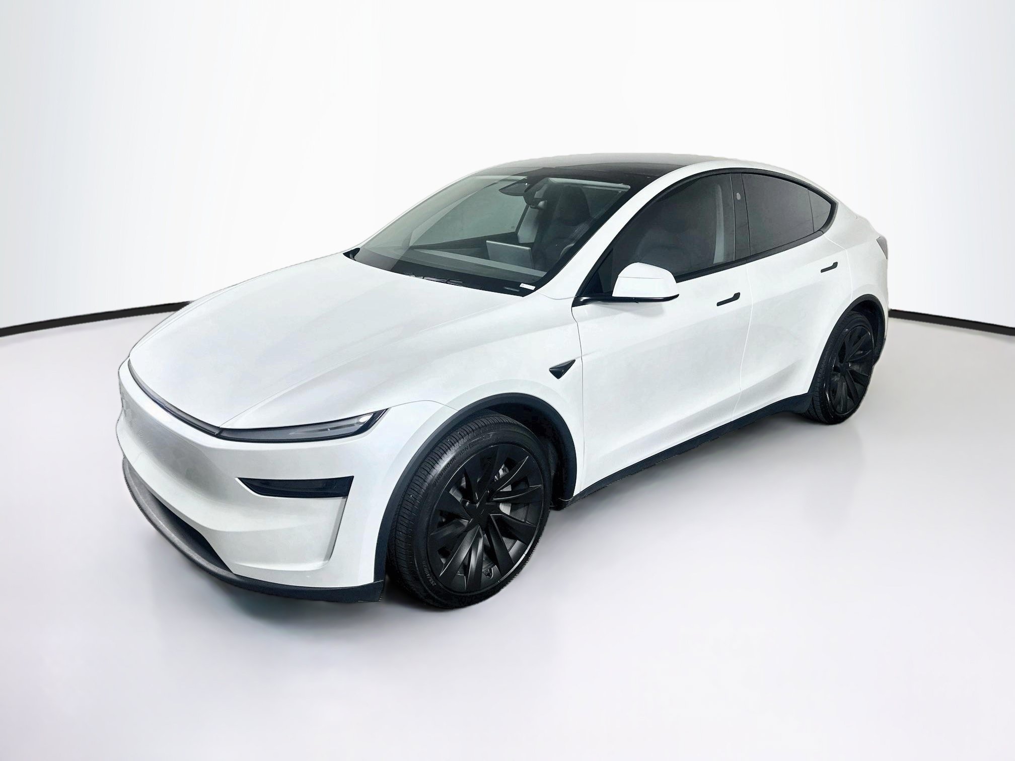 Used 2026 Tesla Model Y Long Range AWD/4WD image 3