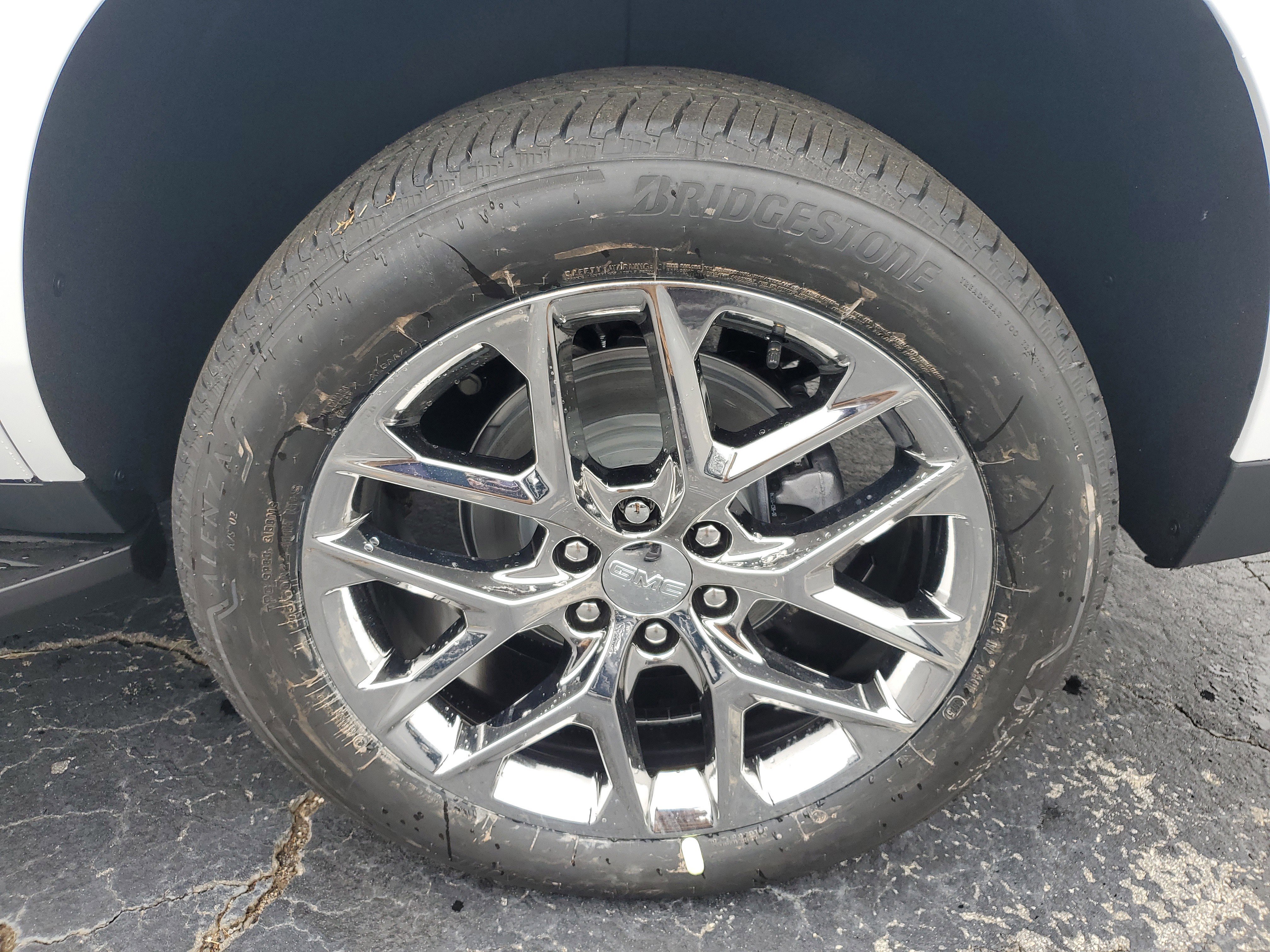 New 2026 GMC Yukon Elevation image 7