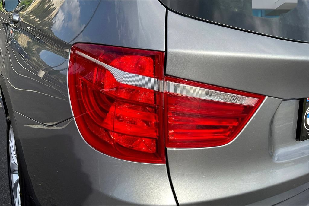 Used 2017 BMW X3 xDrive28i AWD/4WD image 23