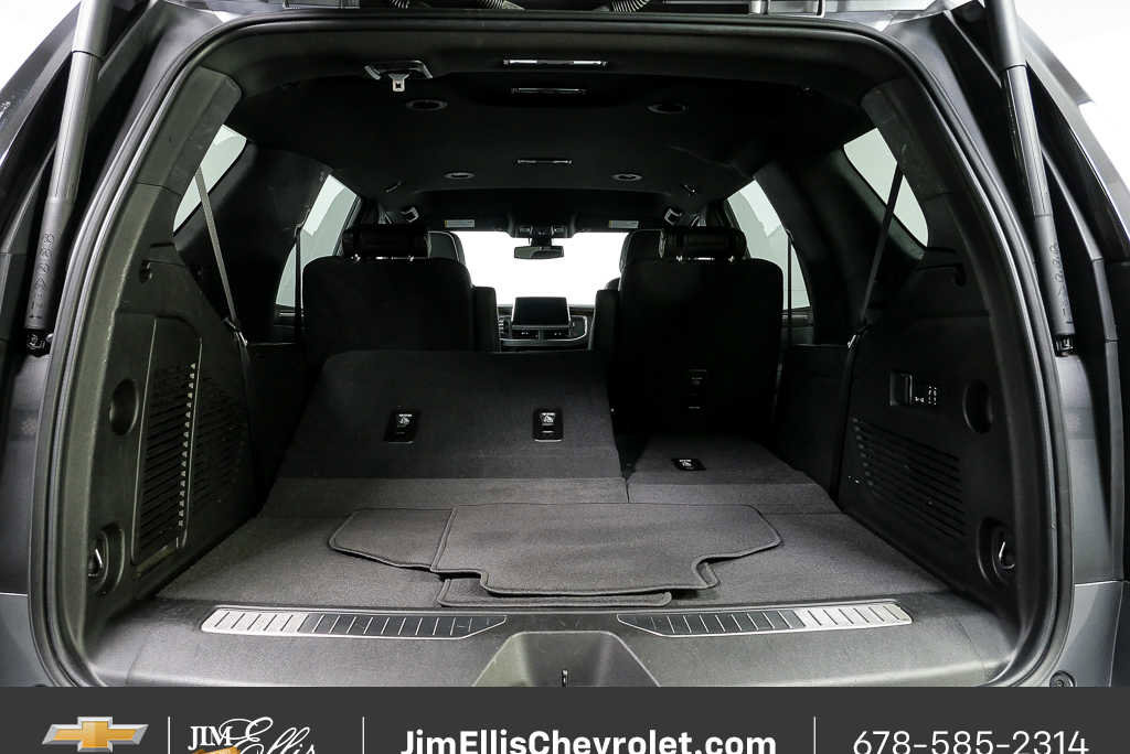 Used 2021 Chevrolet Tahoe Premier AWD/4WD image 32
