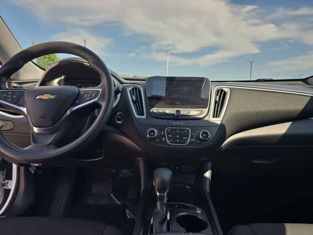 Used 2023 Chevrolet Malibu LT FWD image 28