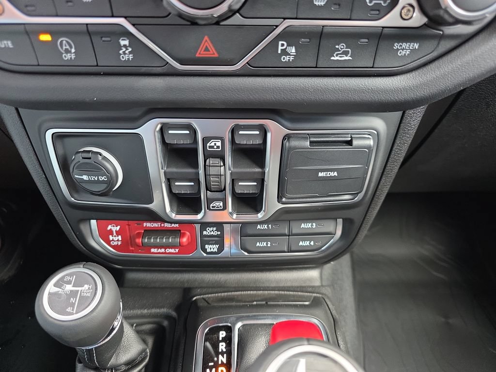 New 2026 Jeep Gladiator Rubicon AWD/4WD image 25