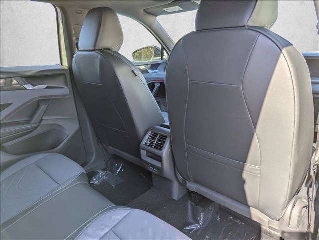 New 2026 Volkswagen Tiguan SE R-Line FWD image 30