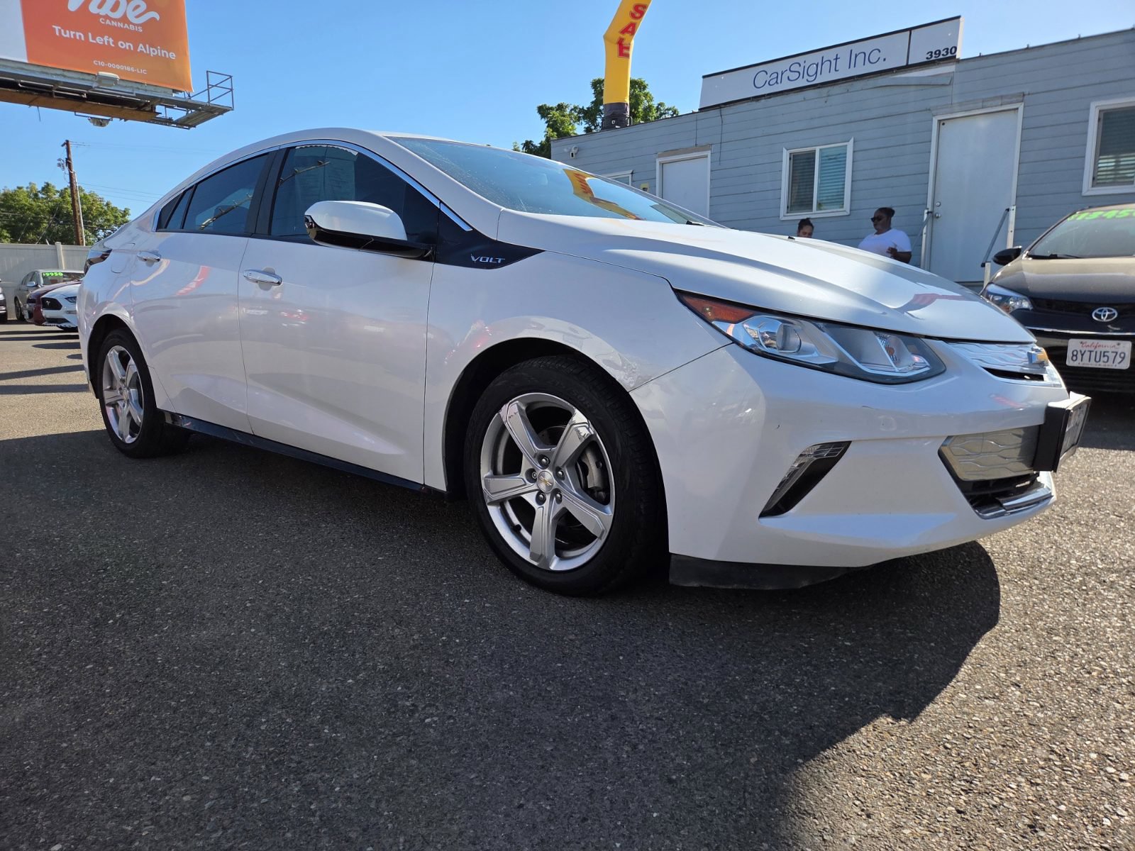 Used 2016 Chevrolet Volt LT w/ Comfort Package FWD image 5