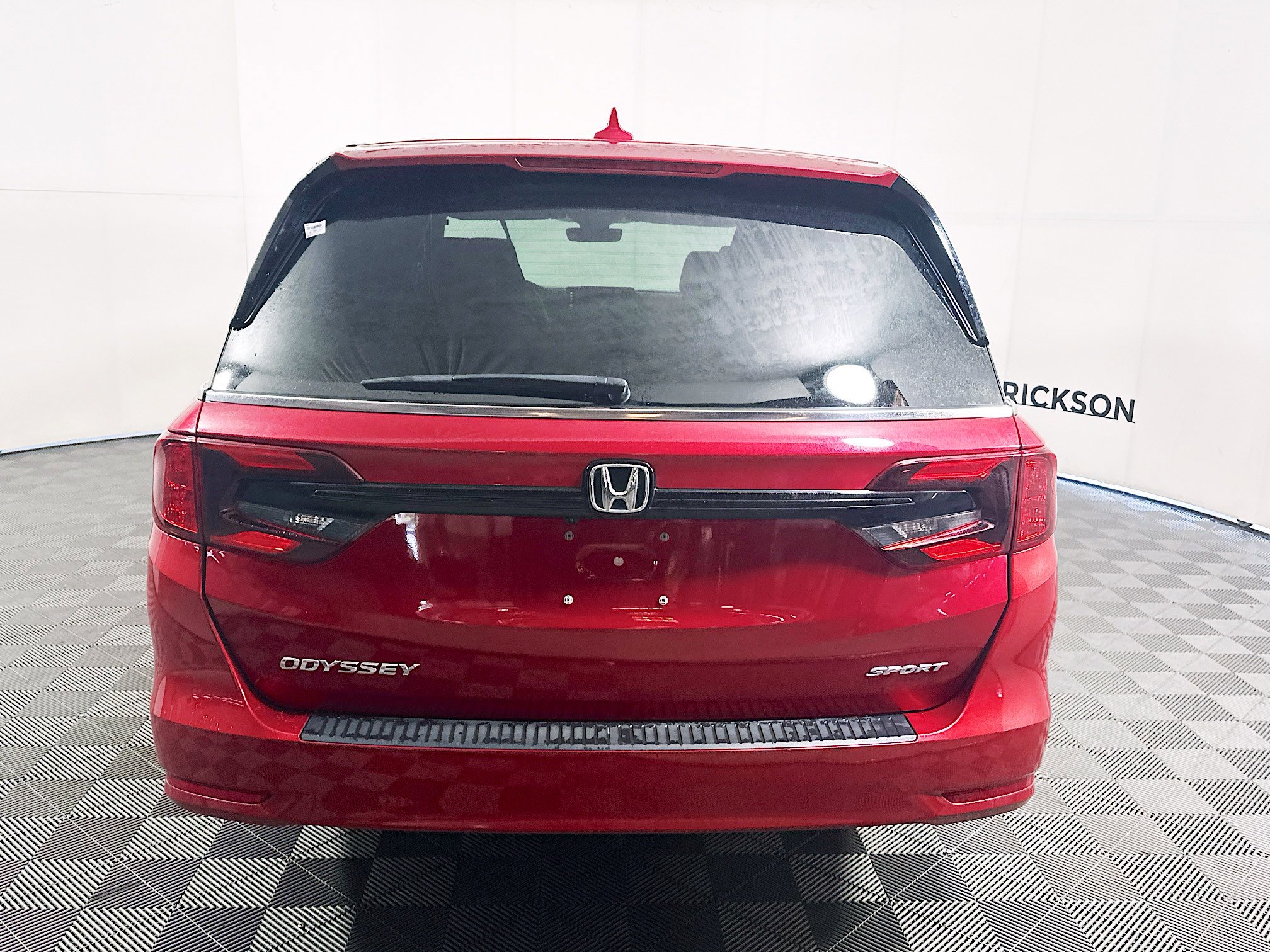 Used 2023 Honda Odyssey Sport image 4