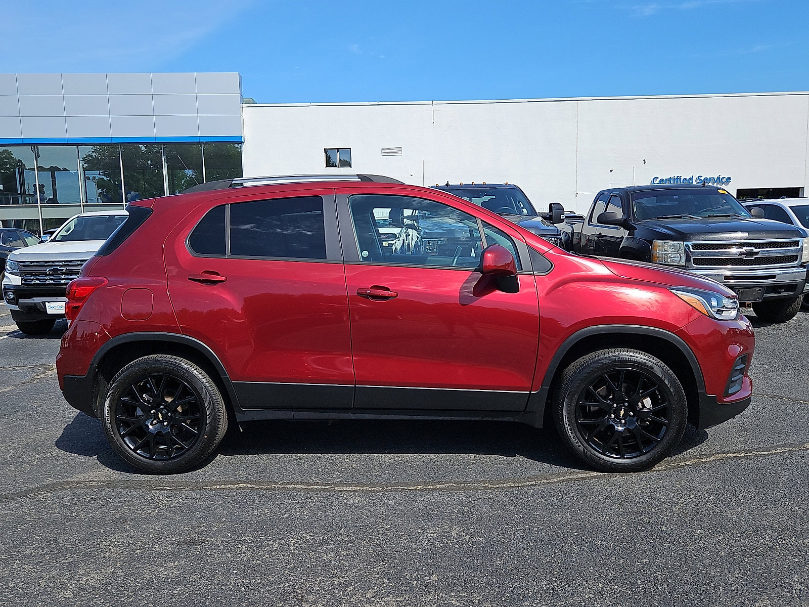 Certified 2022 Chevrolet Trax LT w/ Sport Edition AWD/4WD image 8