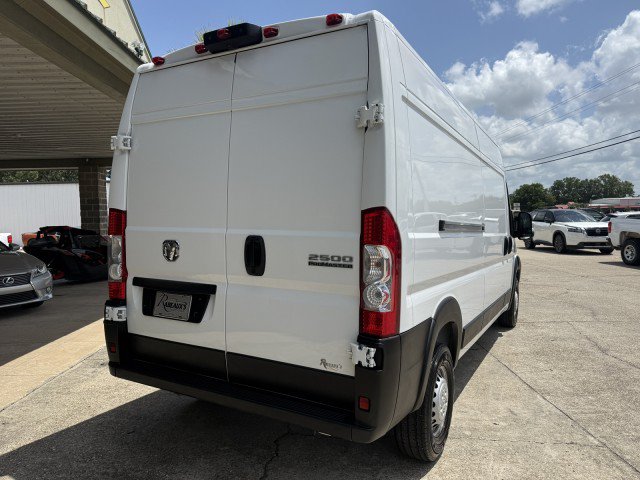 Used 2025 RAM ProMaster 2500 w/ Convenience Group FWD image 6