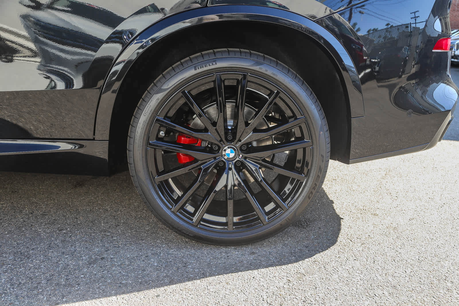 Used 2026 BMW X5 sDrive40i w/ M Sport Package image 8