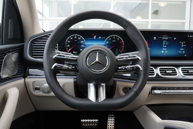 New 2026 Mercedes-Benz GLS 450 4MATIC image 16