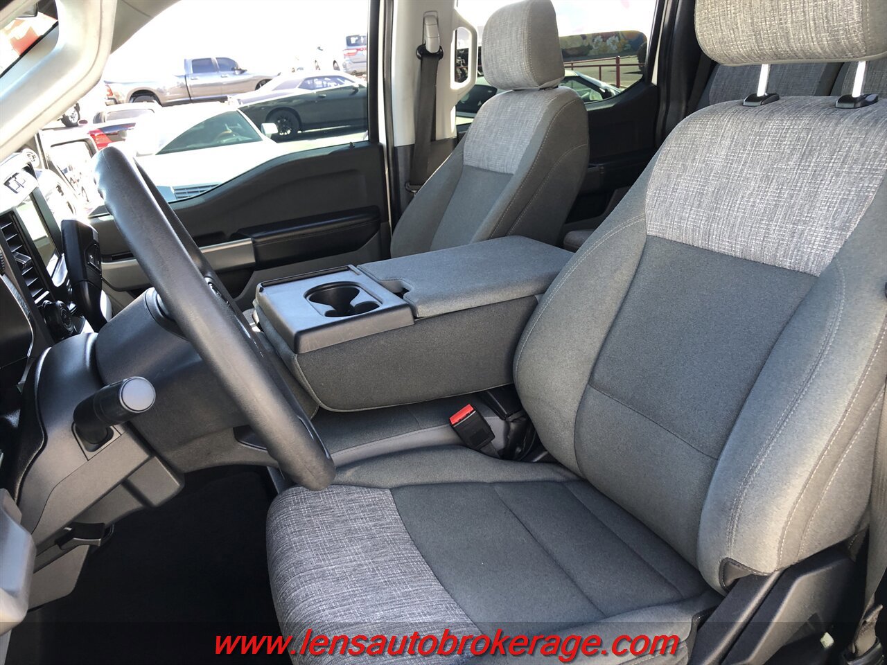 Used 2023 Ford F150 XLT w/ Trailer Tow Package image 12