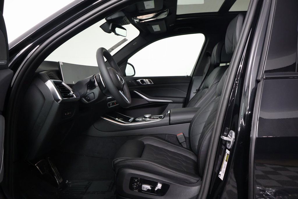 New 2026 BMW X5 sDrive40i w/ M Sport Package image 5