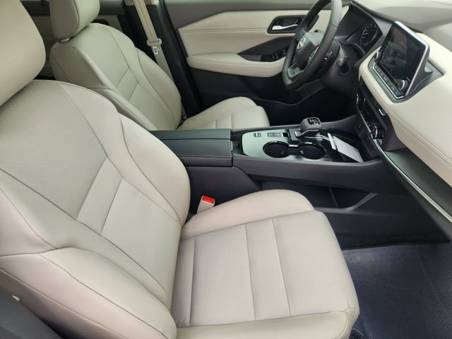 New 2026 Nissan Rogue SV w/ SV Premium Package image 10