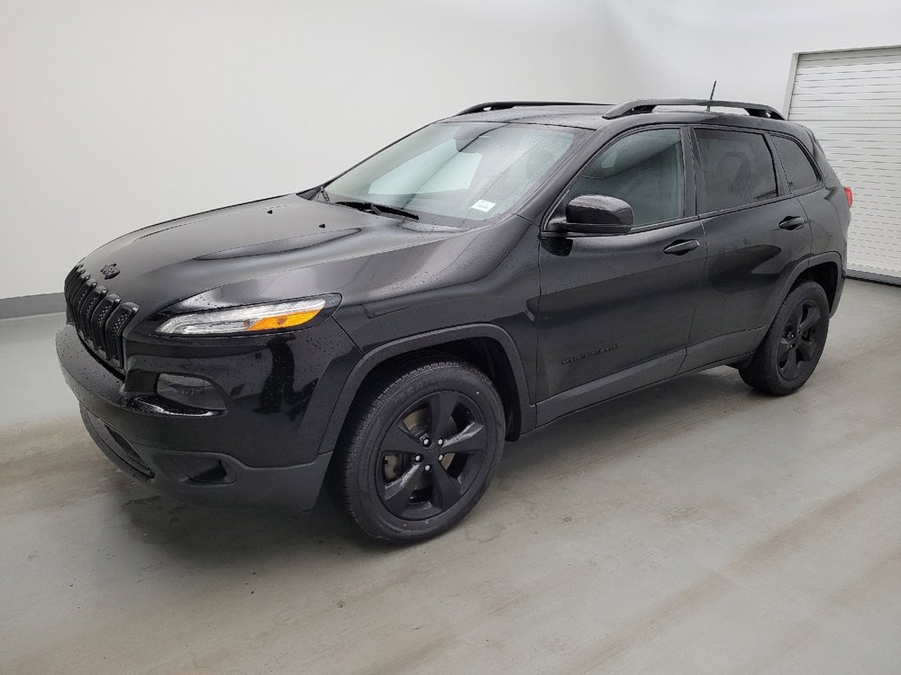 Used 2018 Jeep Cherokee Limited w/ Luxury Group AWD/4WD image 2
