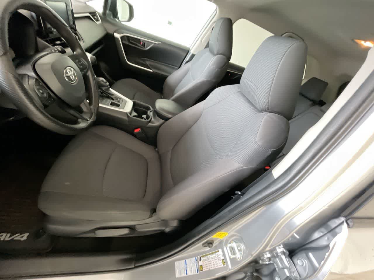 Certified 2020 Toyota RAV4 LE w/ All Weather Liner Package AWD/4WD image 11