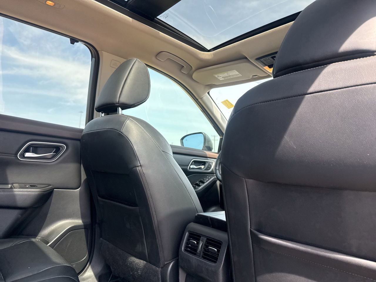 Certified 2021 Nissan Rogue SL FWD image 25