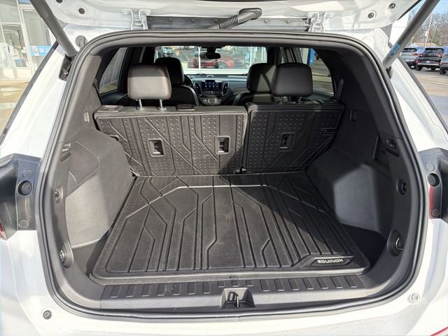 Certified 2022 Chevrolet Equinox RS w/ Infotainment Package image 24
