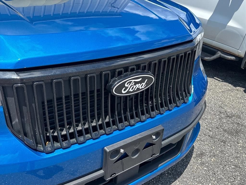 Used 2025 Ford Maverick Lobo AWD/4WD image 6