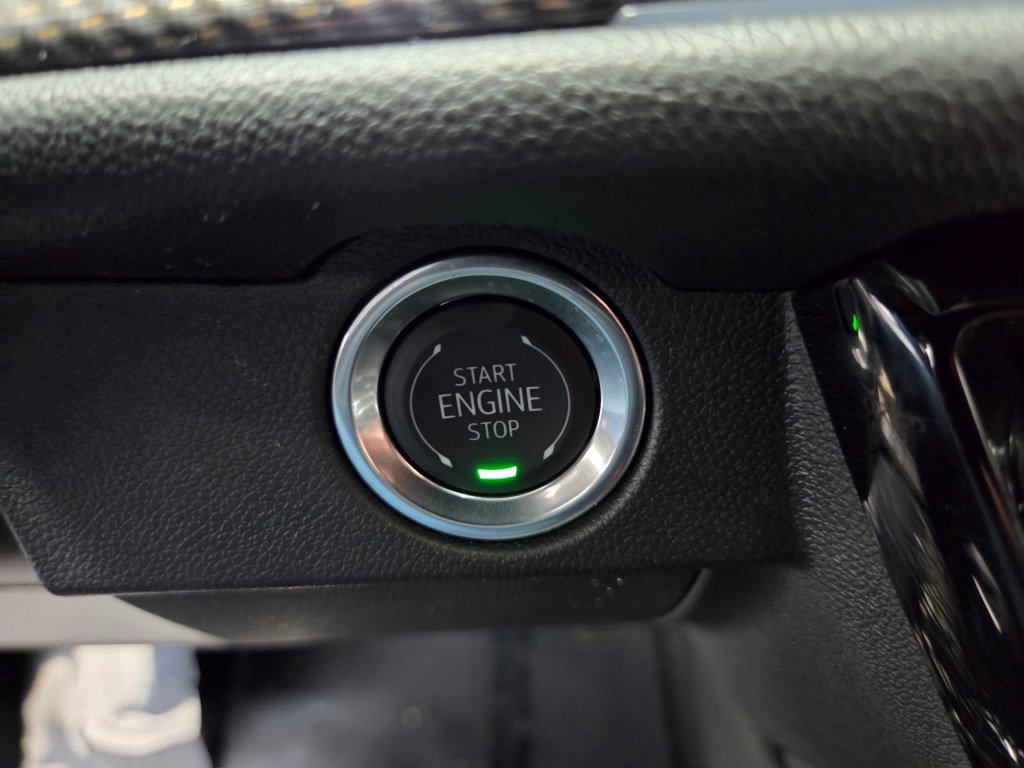 Used 2026 Chevrolet Traverse High Country w/ LPO, Floor Liner Package AWD/4WD image 46