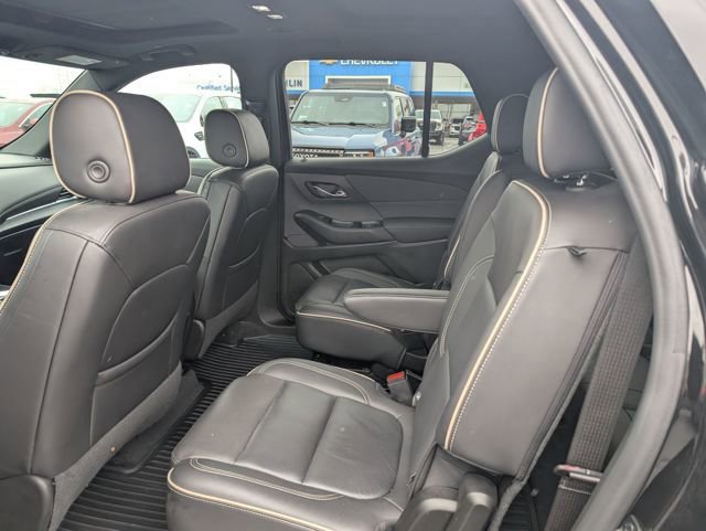 Used 2023 Chevrolet Traverse Premier w/ Redline Edition image 9