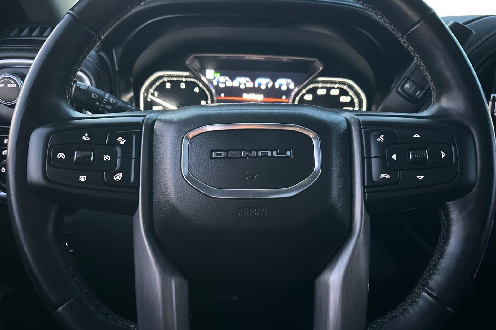 Used 2021 GMC Sierra 1500 Denali w/ Denali Ultimate Package image 22