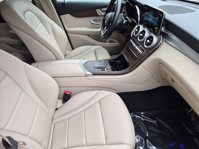 Used 2022 Mercedes-Benz GLC 300 4MATIC image 20
