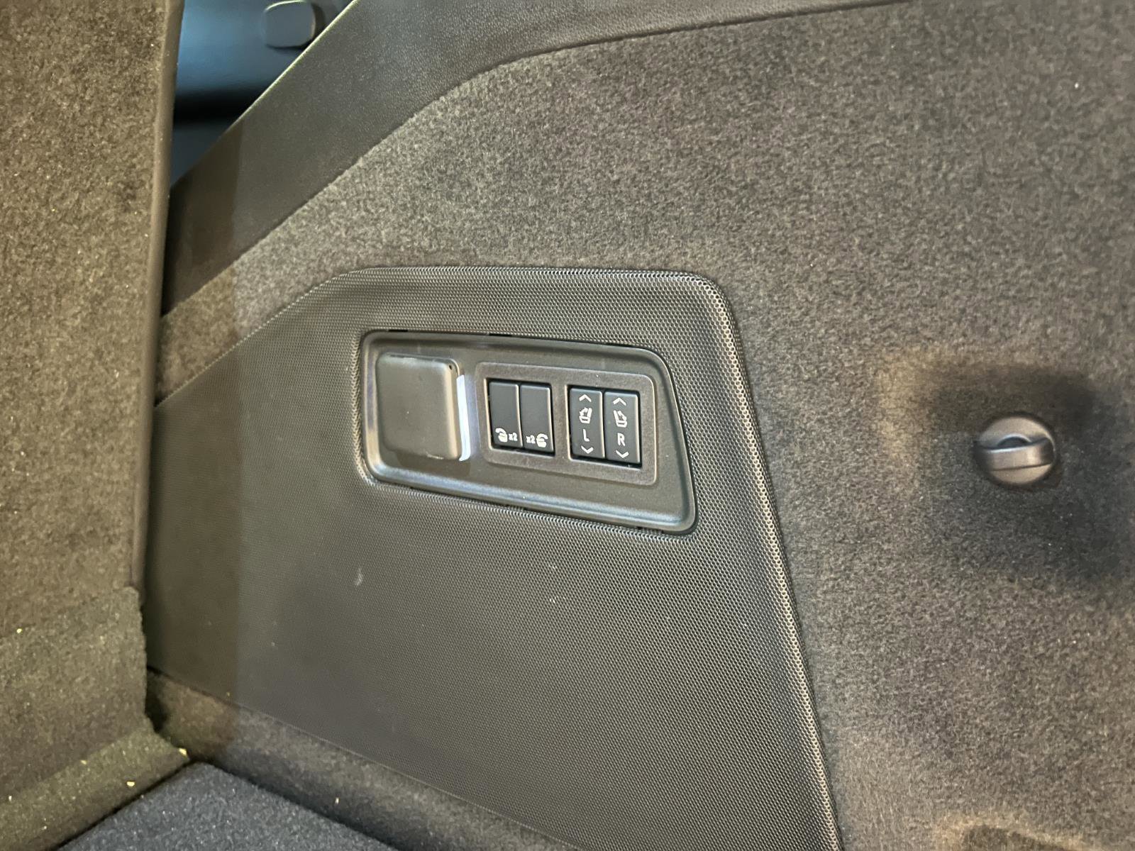 Used 2026 Cadillac Escalade V image 38