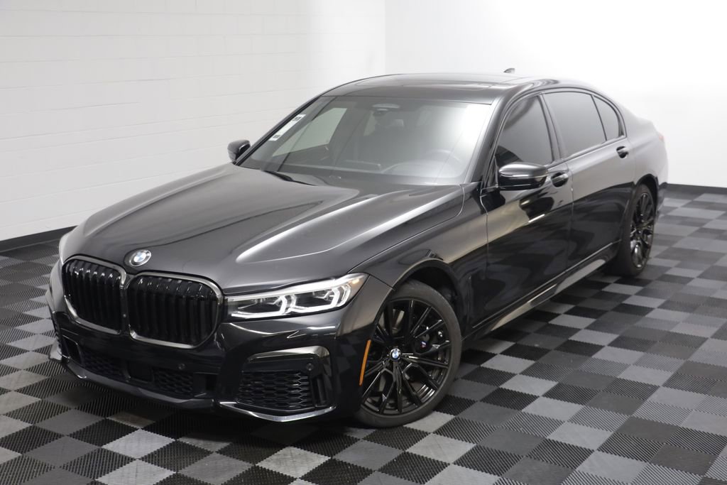 Certified 2022 BMW 750i xDrive w/ Autobahn Package AWD/4WD image 2