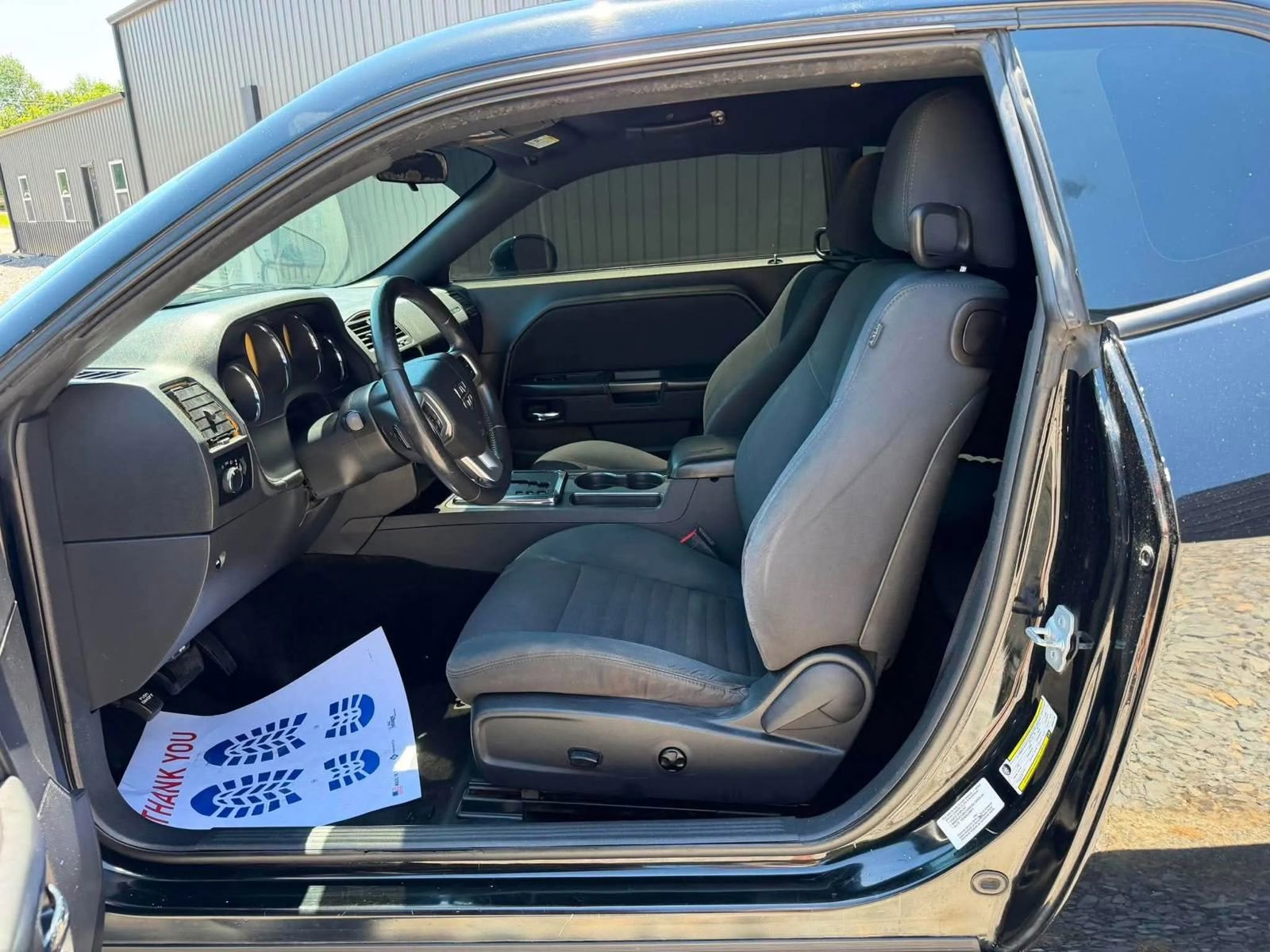 Used 2013 Dodge Challenger SXT RWD image 9