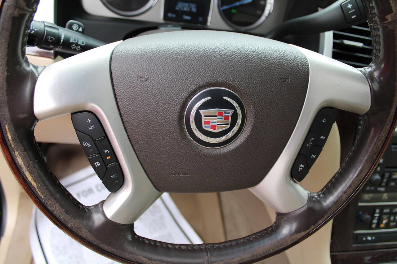 Used 2009 Cadillac Escalade AWD image 24