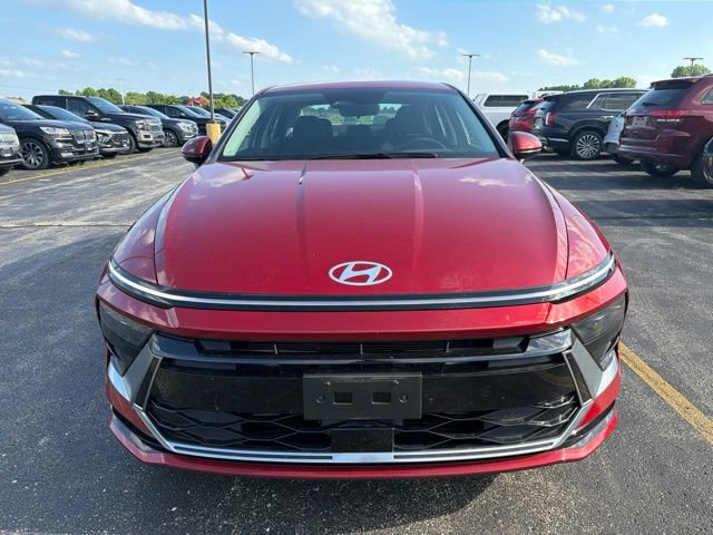 Certified 2025 Hyundai Sonata SEL AWD/4WD image 8