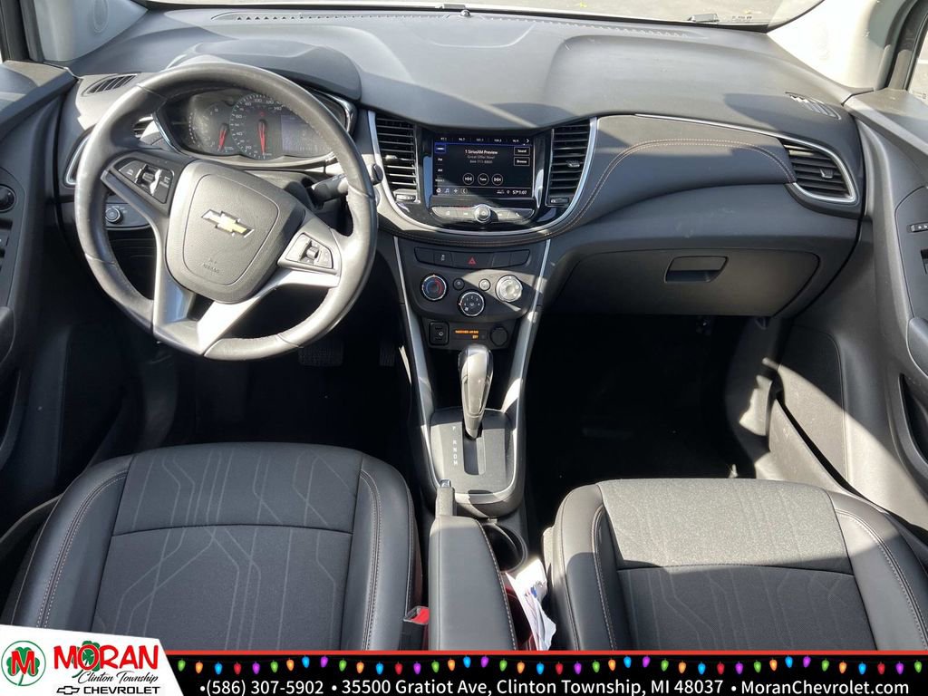 Certified 2022 Chevrolet Trax LT w/ Driver Confidence Package image 14