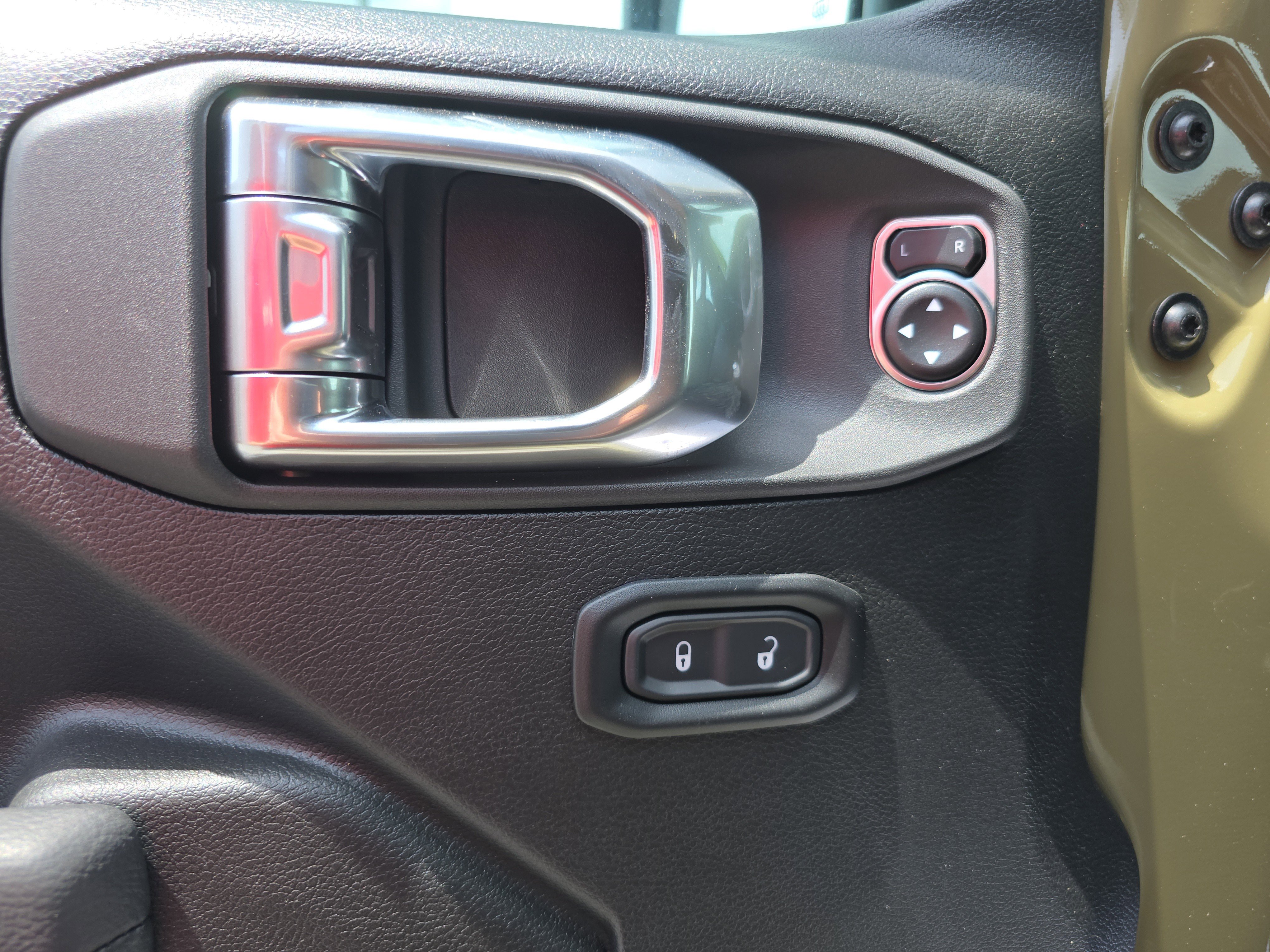 New 2025 Jeep Wrangler Sport S image 18