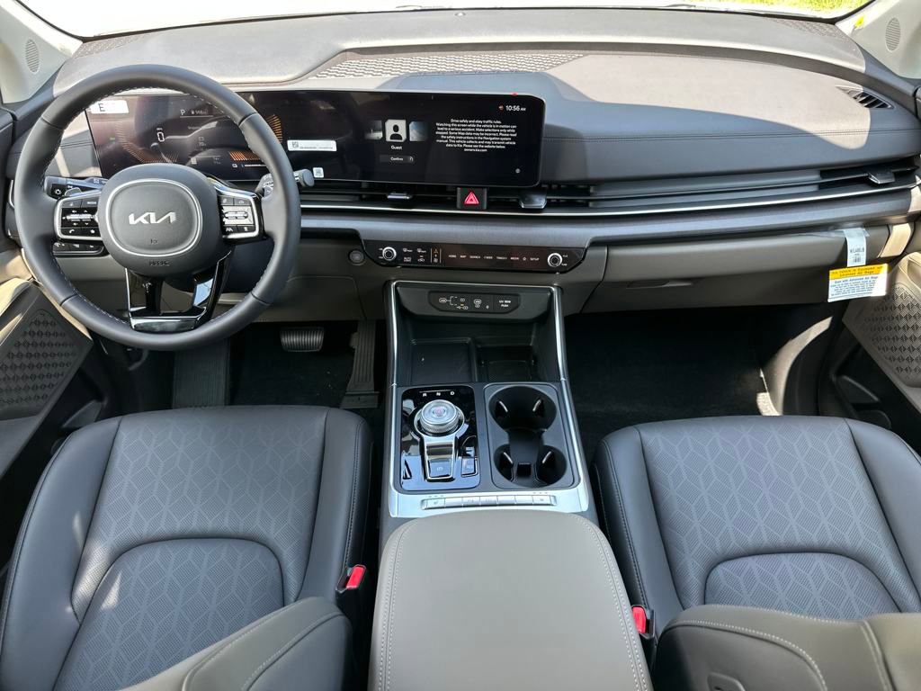 New 2025 Kia Carnival EX image 20