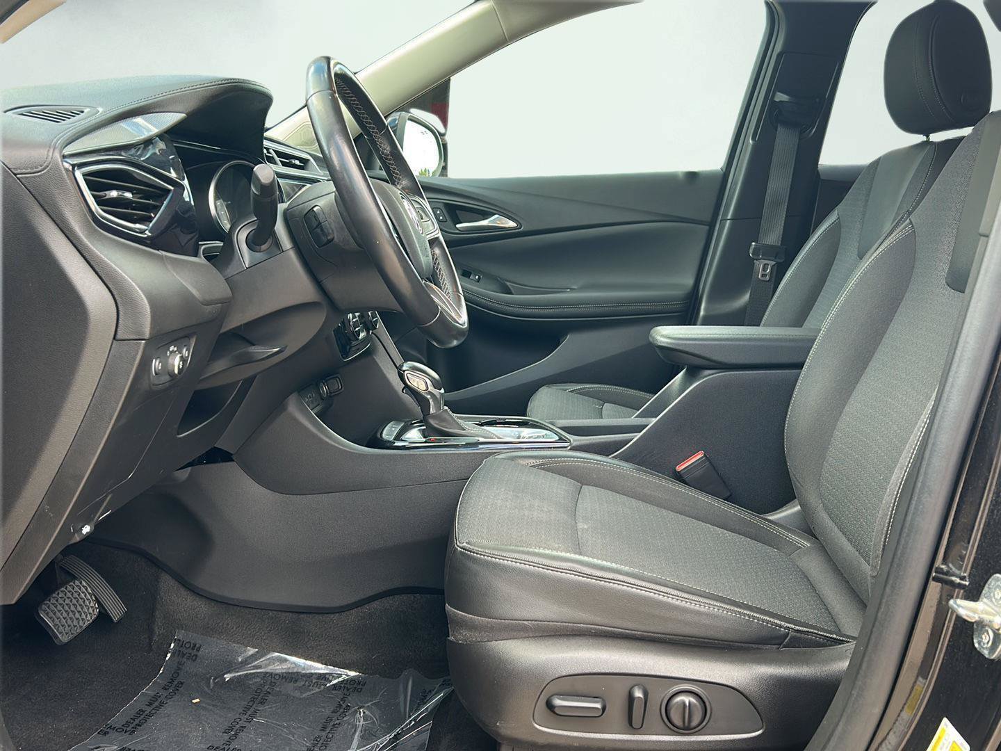 Used 2020 Buick Encore GX Select FWD image 6