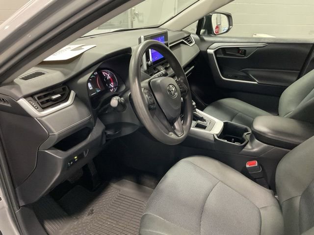 Used 2024 Toyota RAV4 LE image 9