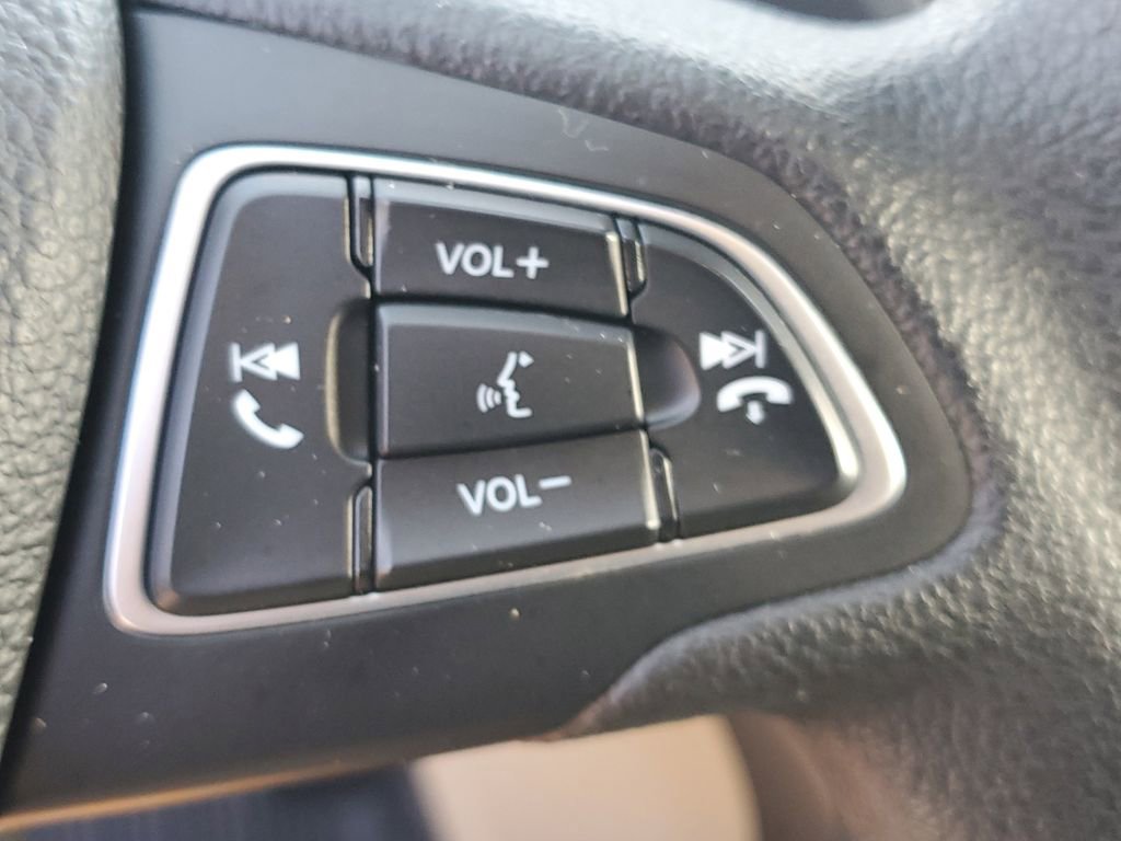 Used 2018 Ford Escape SE image 25