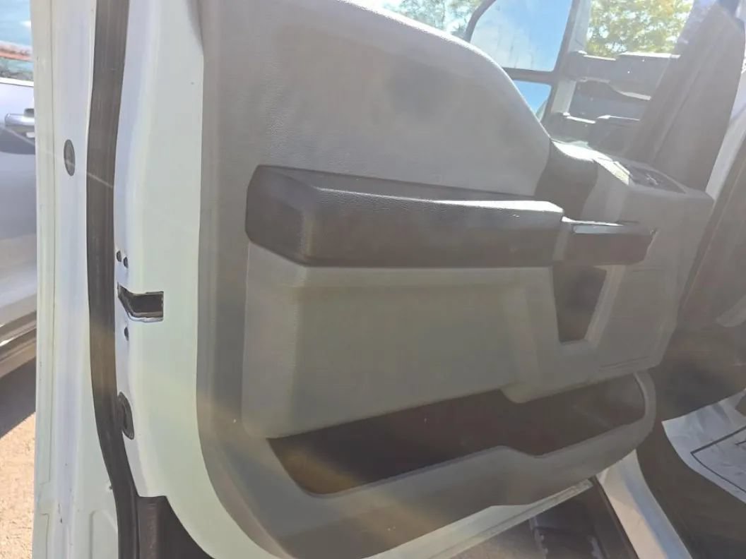 Used 2019 Ford F350 XL w/ XL Value Package AWD/4WD image 5