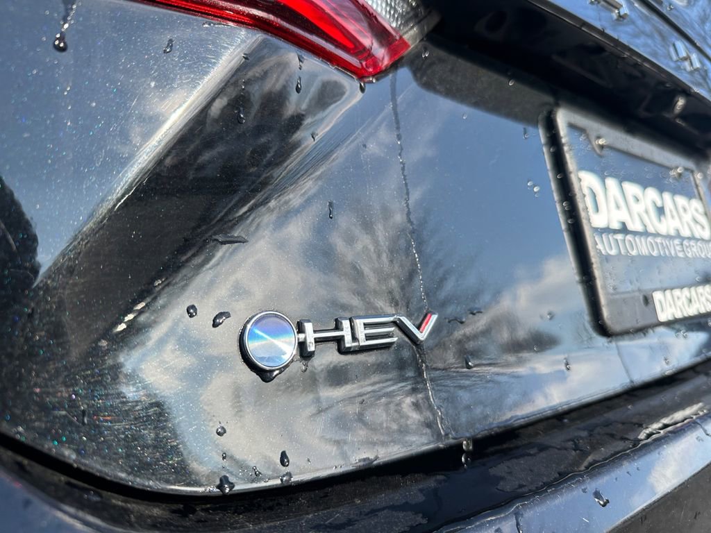 Used 2025 Toyota Camry LE image 30