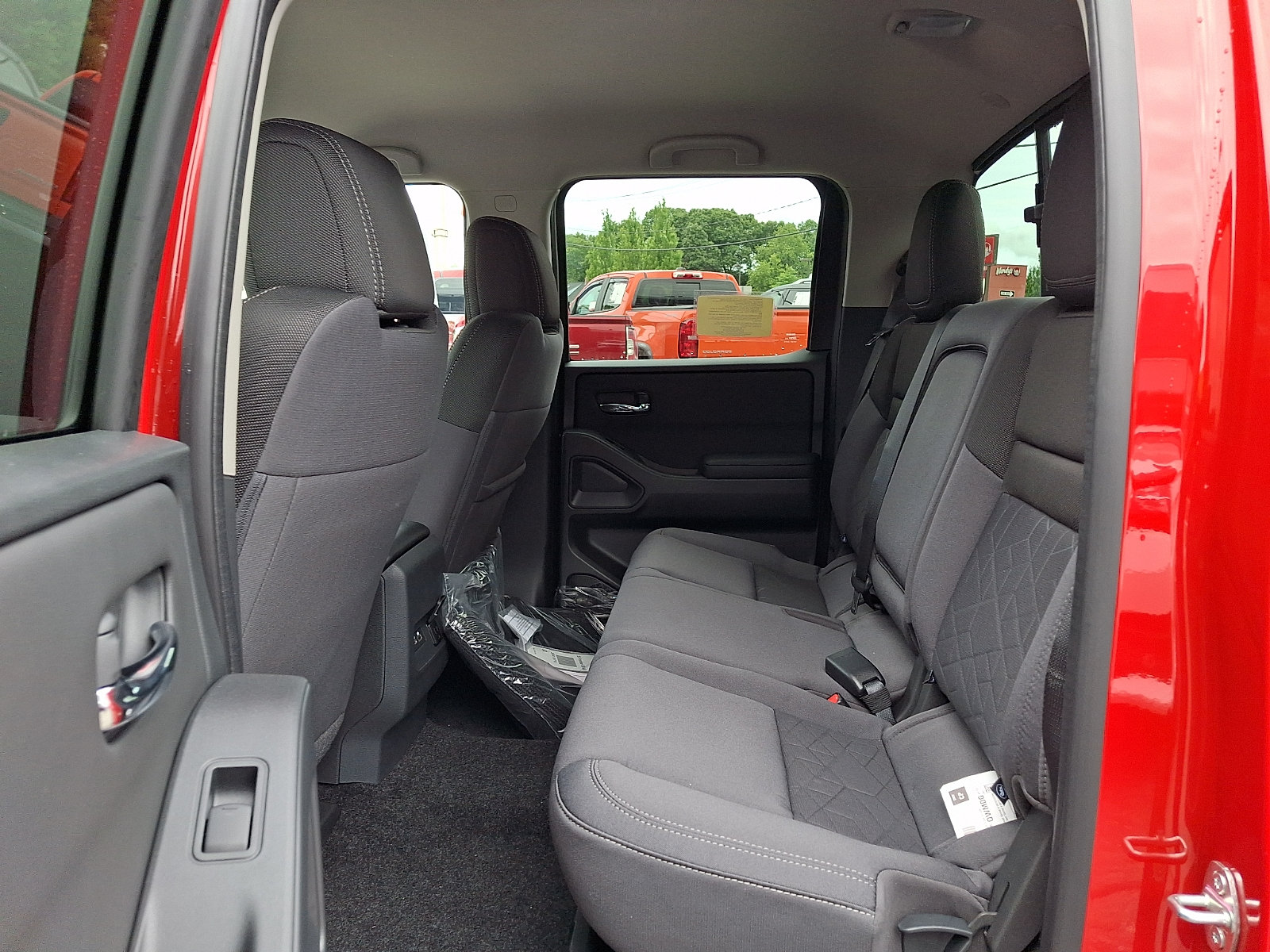 New 2026 Nissan Frontier SV w/ SV Convenience Package AWD/4WD image 7