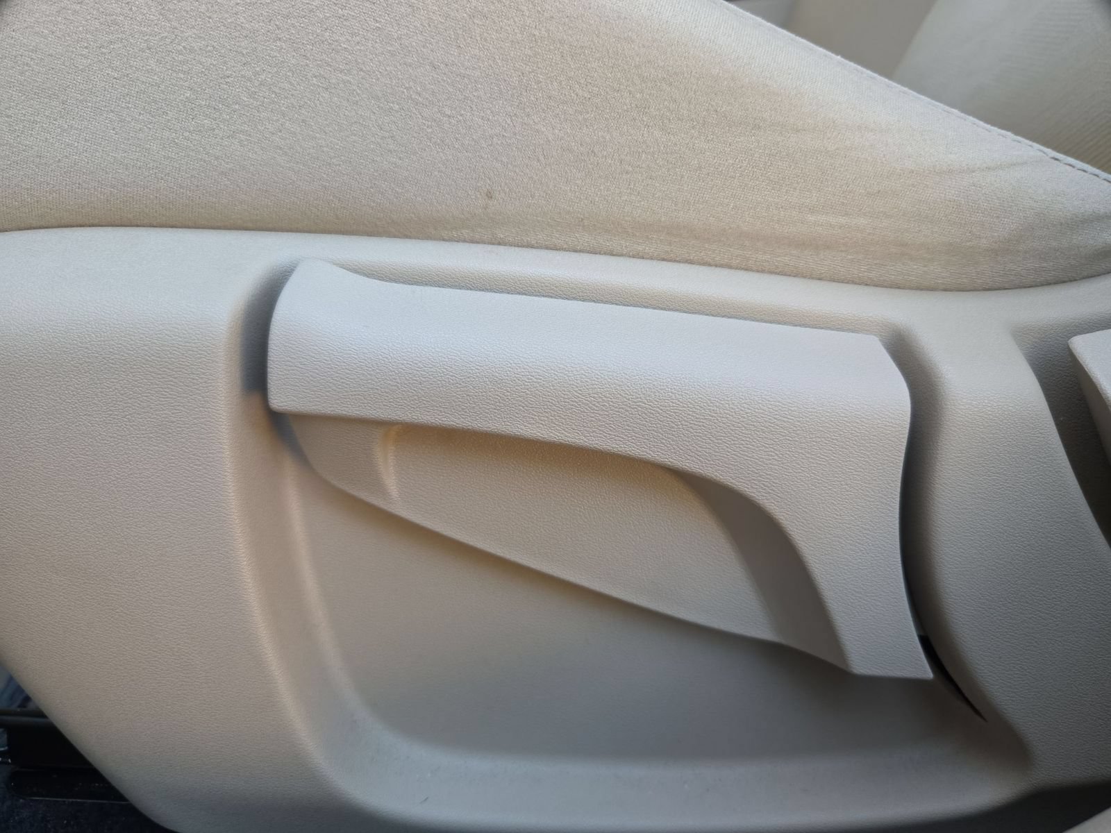 Used 2016 Nissan Rogue S FWD image 22