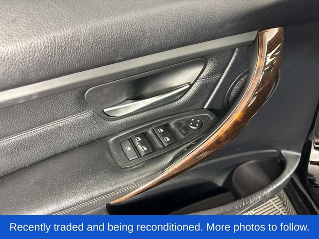 Used 2013 BMW 320i xDrive Sedan AWD/4WD image 17