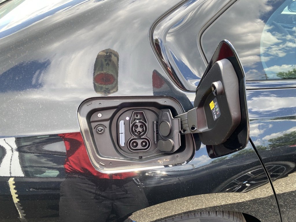 New 2025 BMW i7 xDrive60 image 16